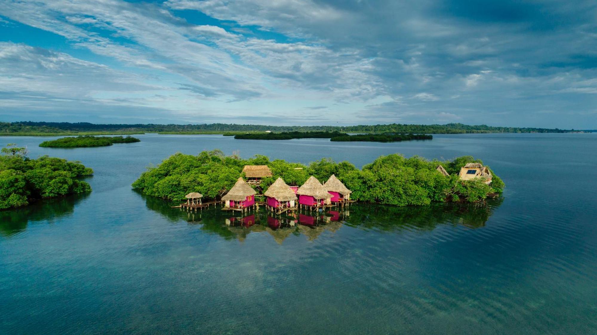 Hotel Urraca Private Island Bocas Del Toro (Adults Only) Buena Vista  Exterior foto